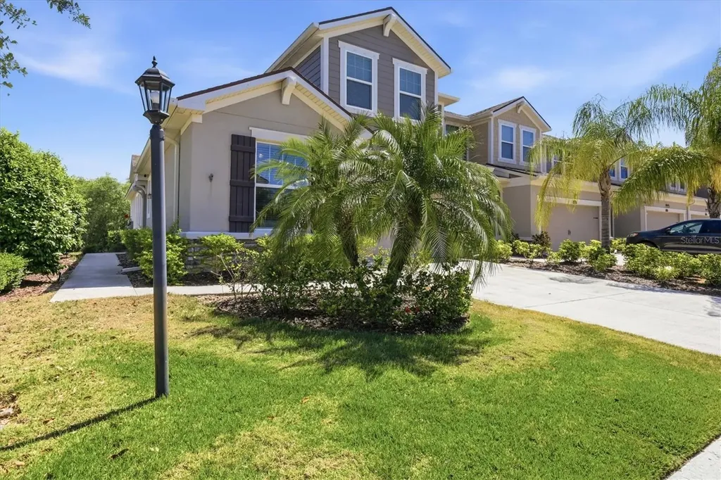5721 Silverbridge Trail Bradenton FL 34211