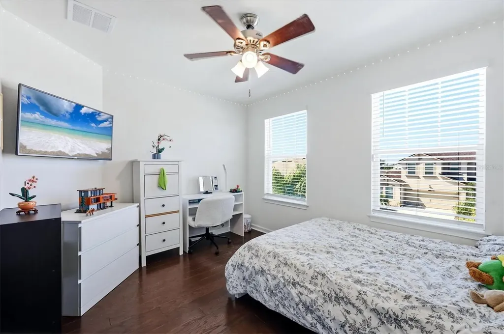 5721 Silverbridge Trail Bradenton FL 34211