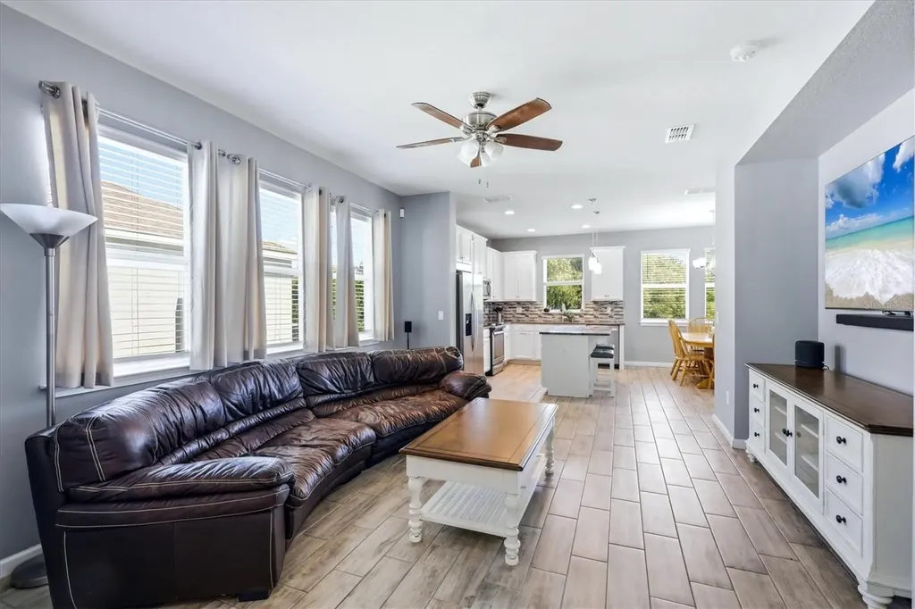 5721 Silverbridge Trail Bradenton FL 34211