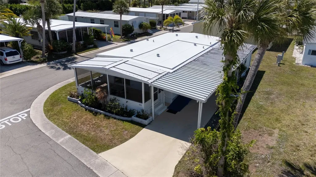 610 Delphinium Drive Venice FL 34293