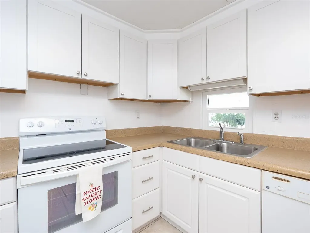 610 Delphinium Drive Venice FL 34293