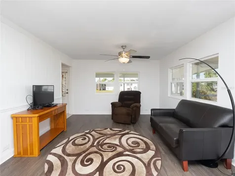 610 Delphinium Drive Venice FL 34293