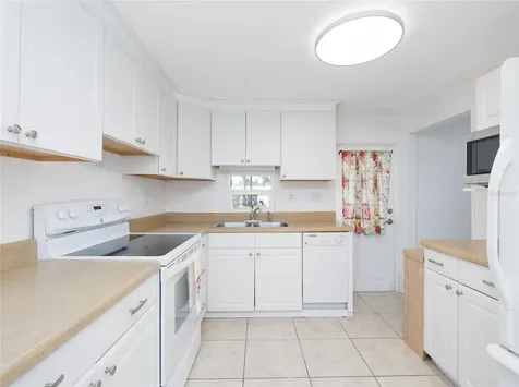 610 Delphinium Drive Venice FL 34293