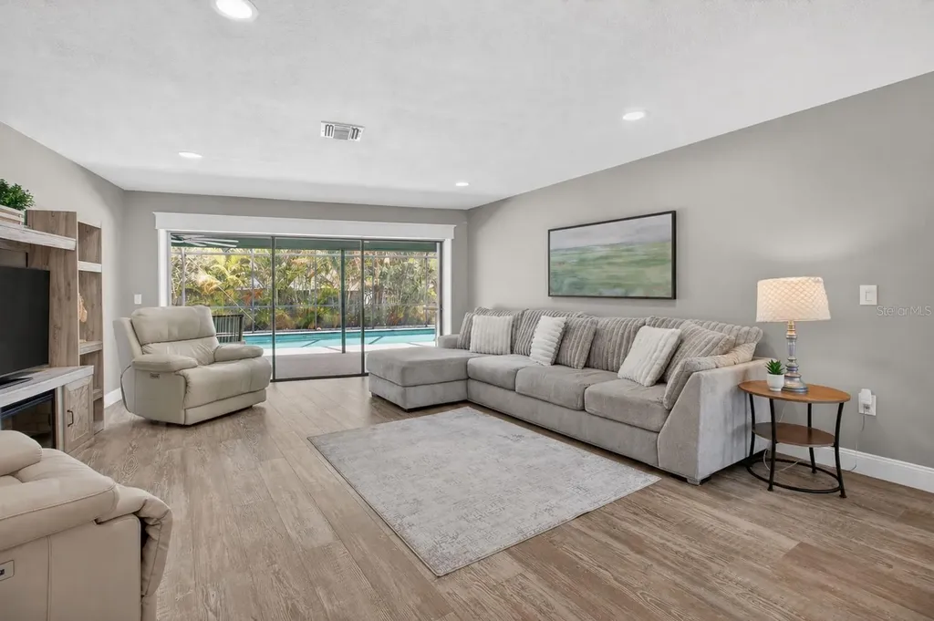 2973 Somersworth Drive Clearwater FL 33761