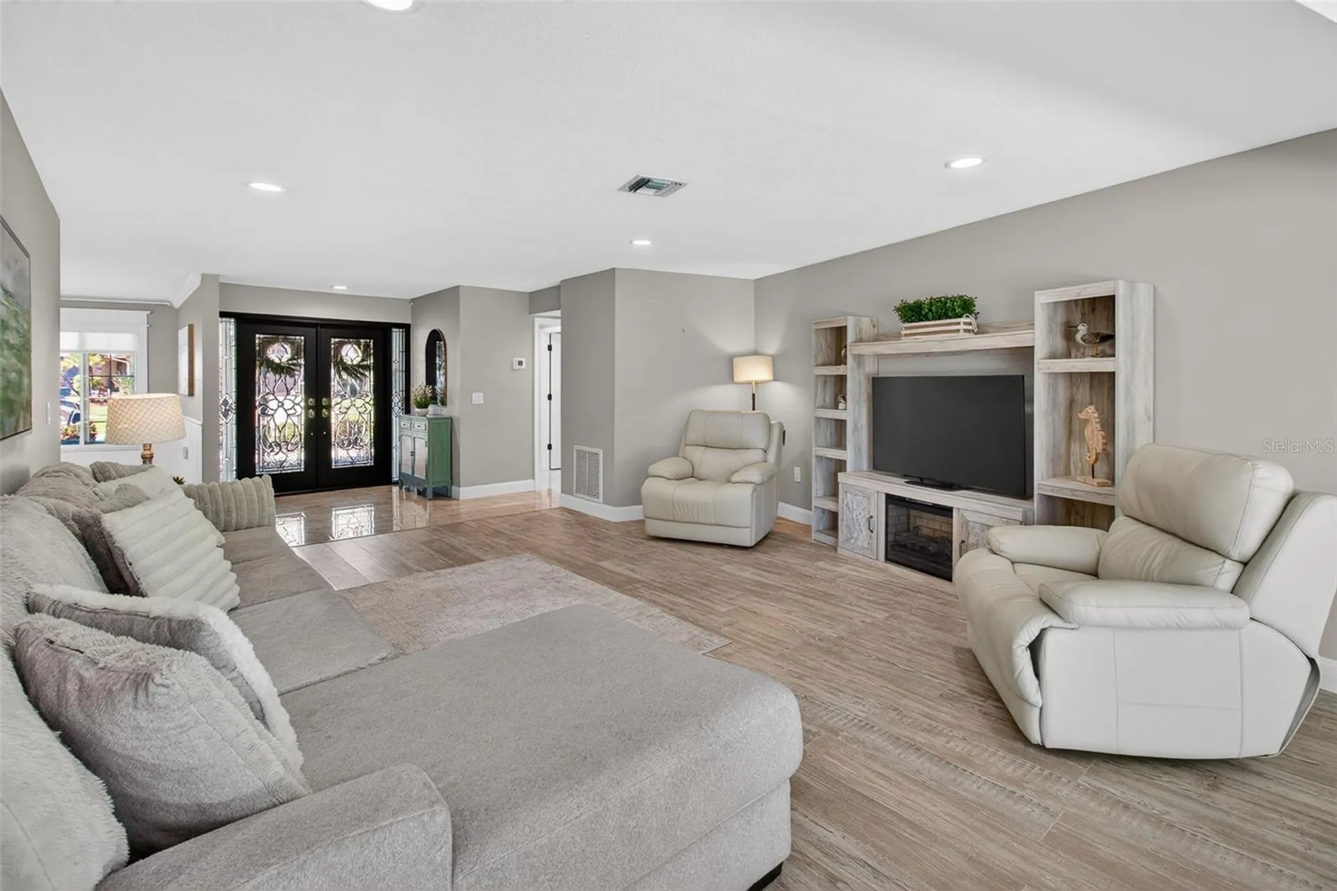 2973 Somersworth Drive Clearwater FL 33761