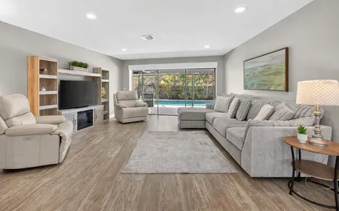 2973 Somersworth Drive Clearwater FL 33761