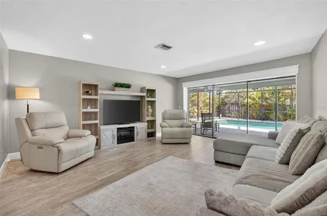 2973 Somersworth Drive Clearwater FL 33761