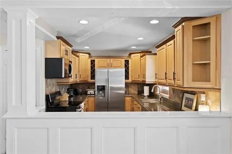 2453 Kingfisher Lane Clearwater FL 33762