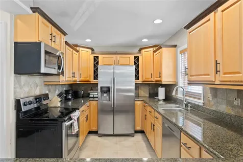 2453 Kingfisher Lane Clearwater FL 33762