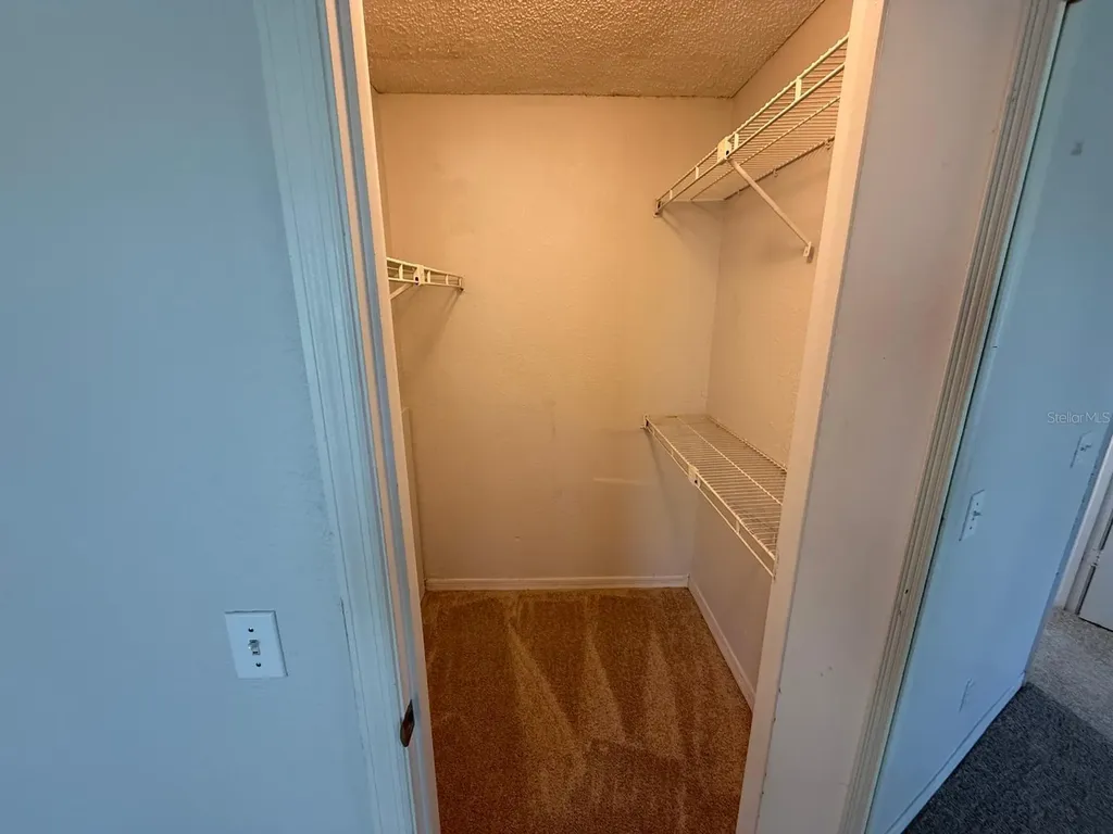 5164 Conroy Road Orlando FL 32811