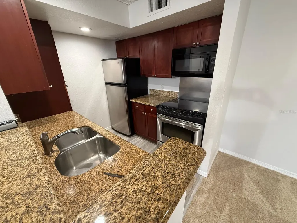 5164 Conroy Road Orlando FL 32811