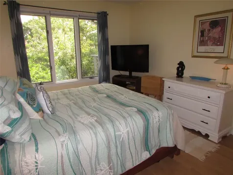 1013 Lake Avoca Court Tarpon Springs FL 34689