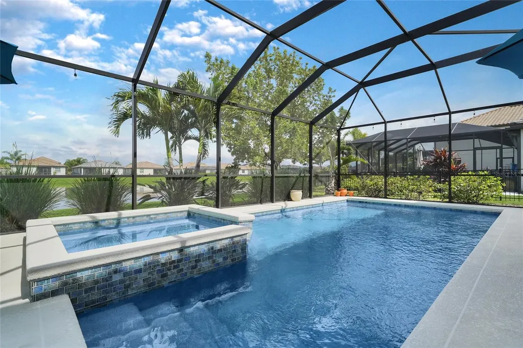 517 Mimosa Court Bradenton FL 34212