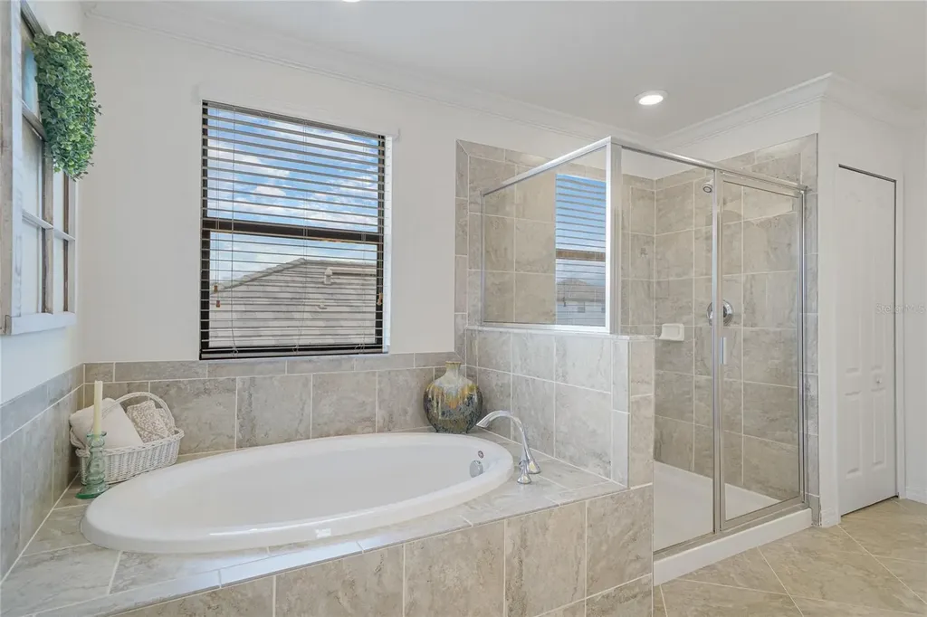 517 Mimosa Court Bradenton FL 34212