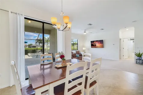 517 Mimosa Court Bradenton FL 34212