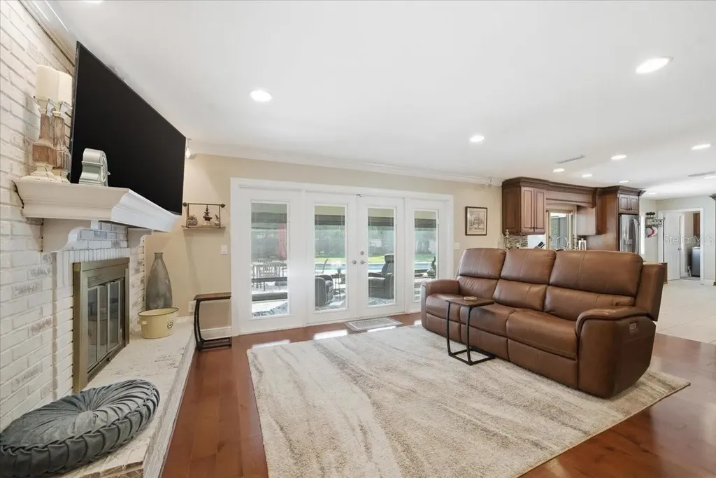 4014 Carrollwood Village Drive Tampa FL 33618