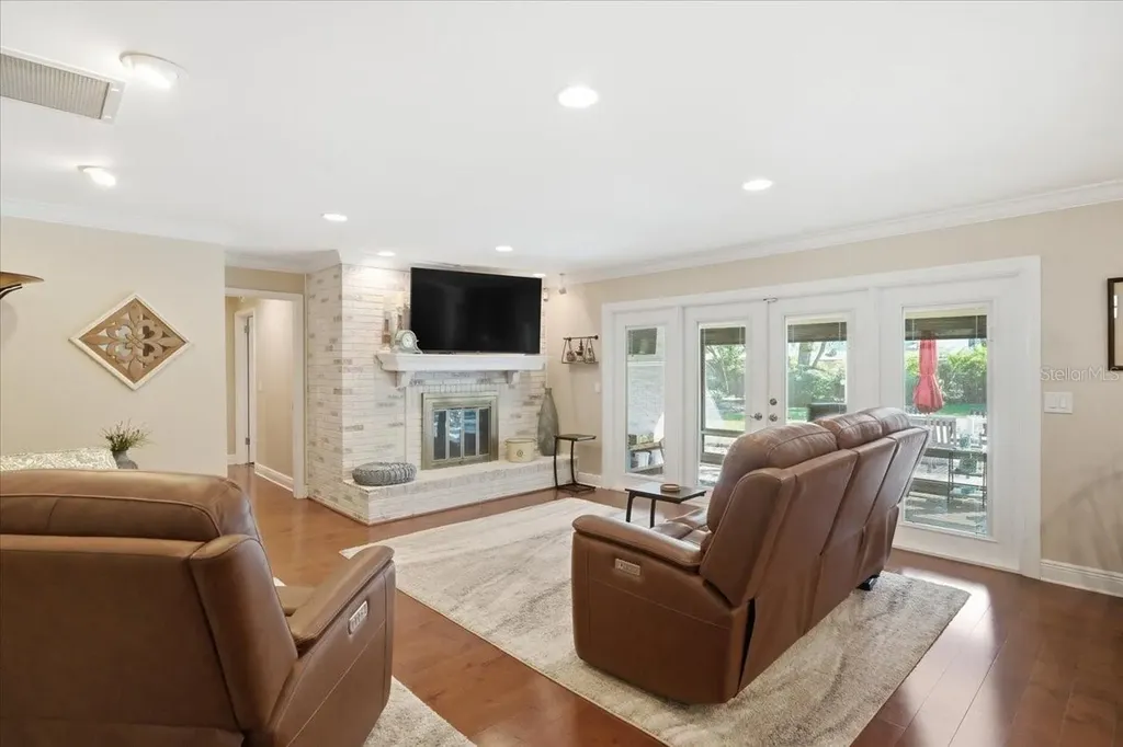 4014 Carrollwood Village Drive Tampa FL 33618