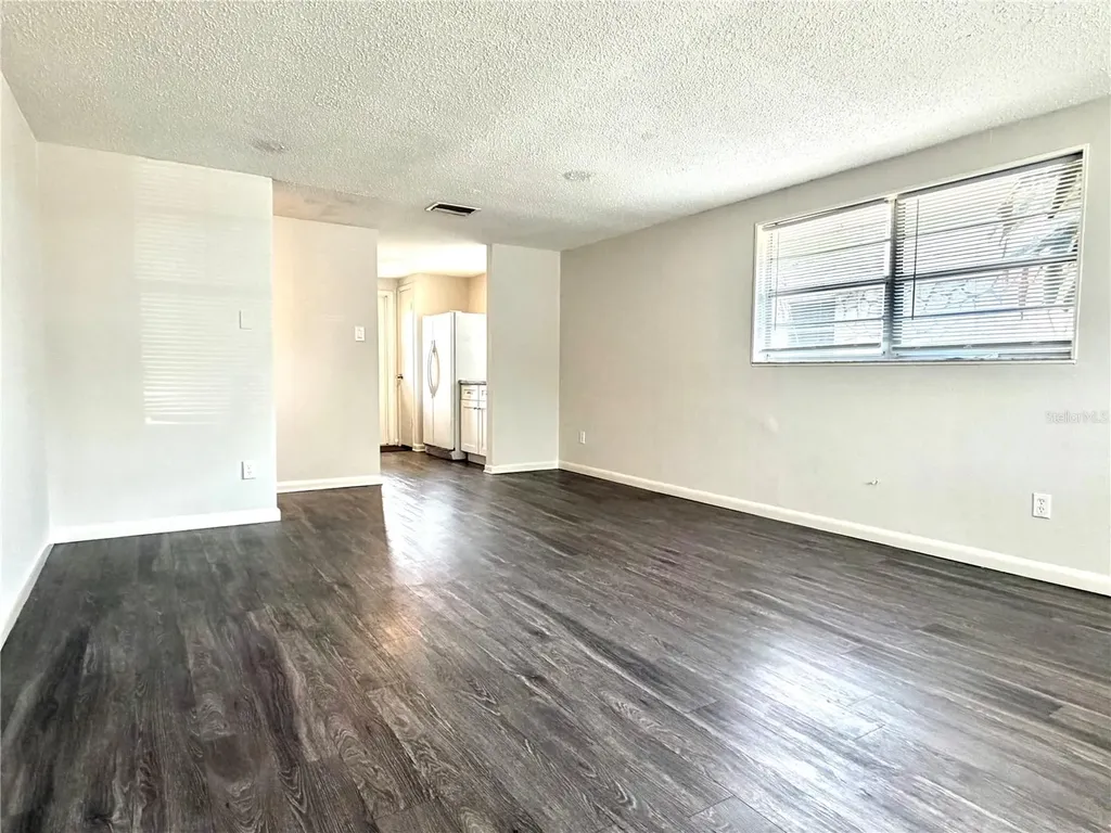 5305 Oakwood Court Tampa FL 33610