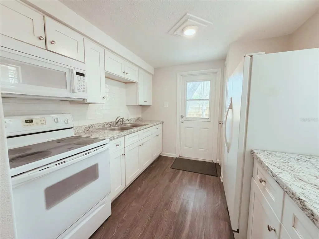 5305 Oakwood Court Tampa FL 33610