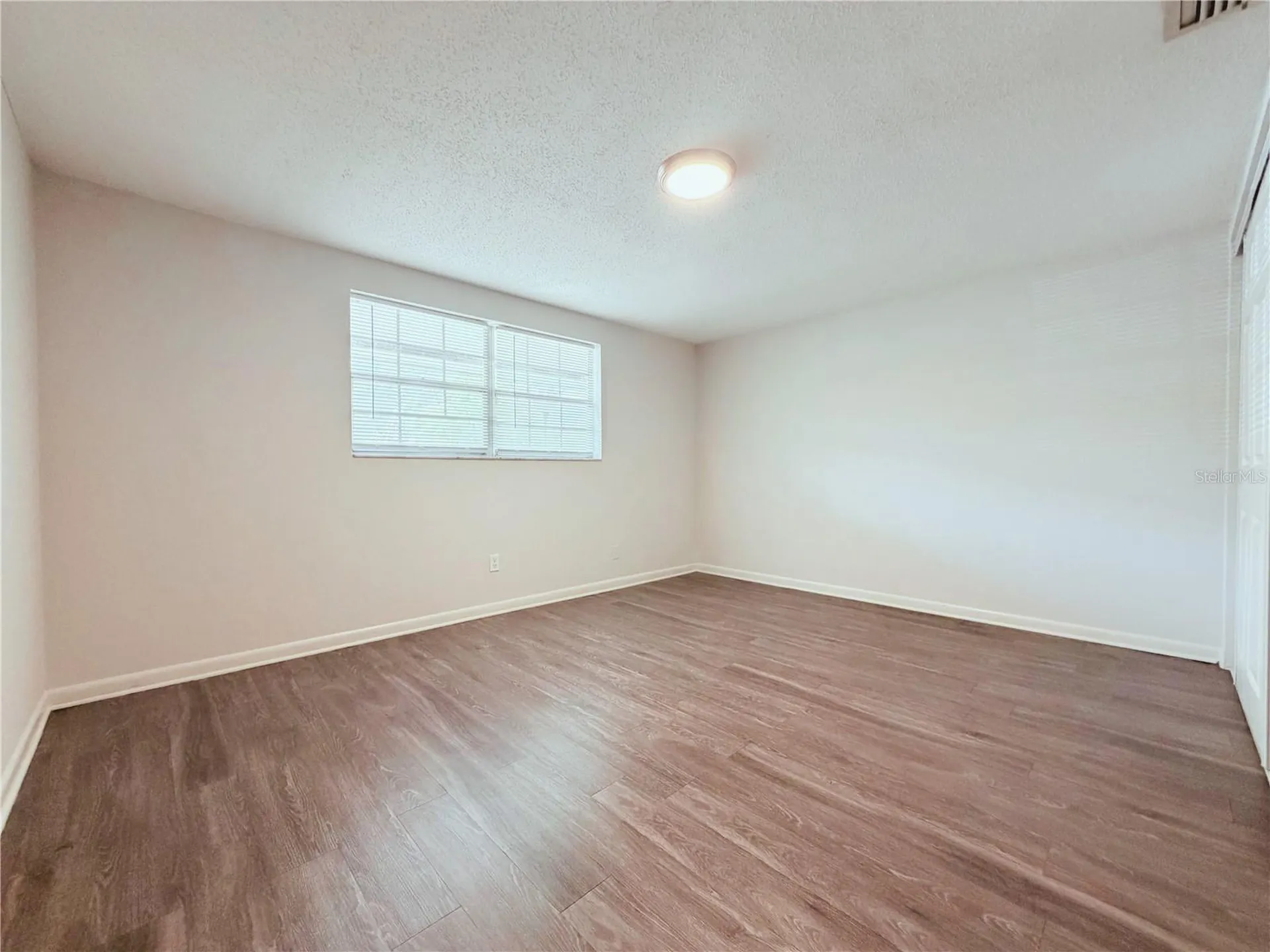 5305 Oakwood Court Tampa FL 33610