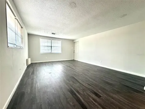 5305 Oakwood Court Tampa FL 33610