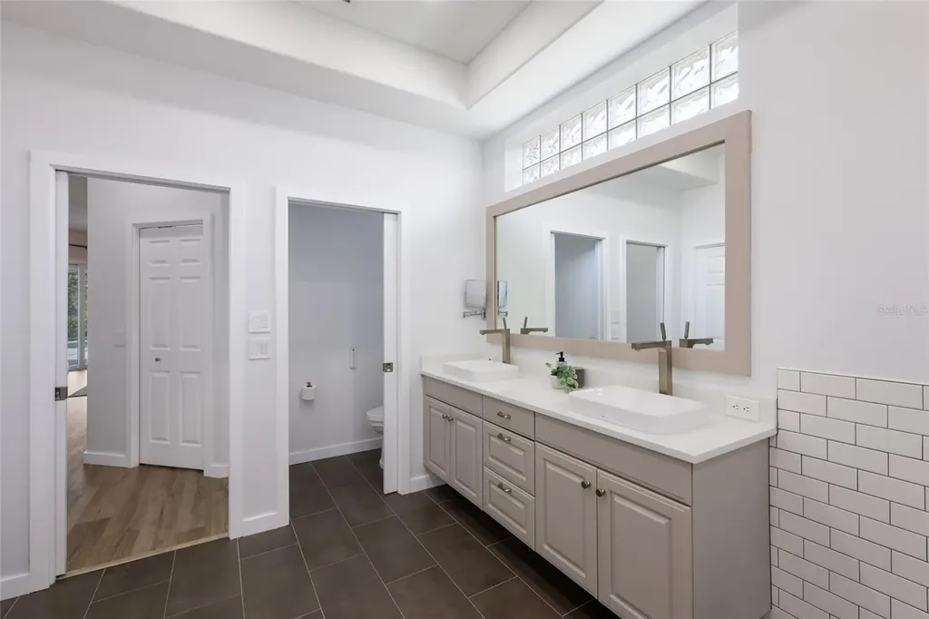 8009 Royal Birkdale Circle Lakewood Ranch FL 34202