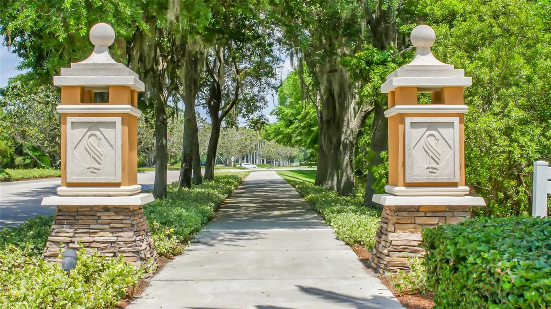 8009 Royal Birkdale Circle Lakewood Ranch FL 34202