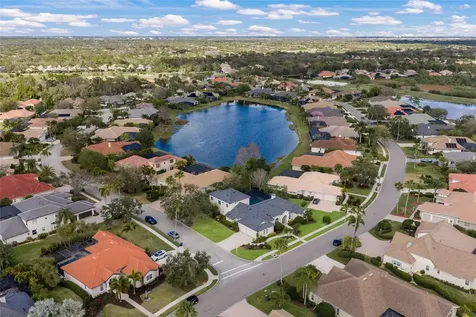 8009 Royal Birkdale Circle Lakewood Ranch FL 34202