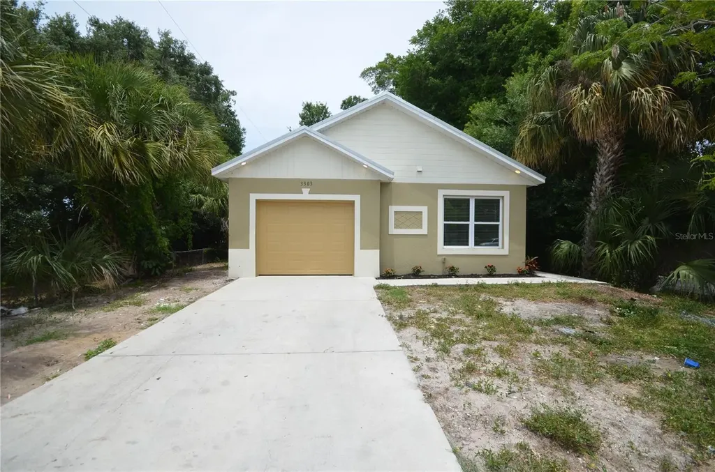 3303 Armstrong Court Fort Myers FL 33916