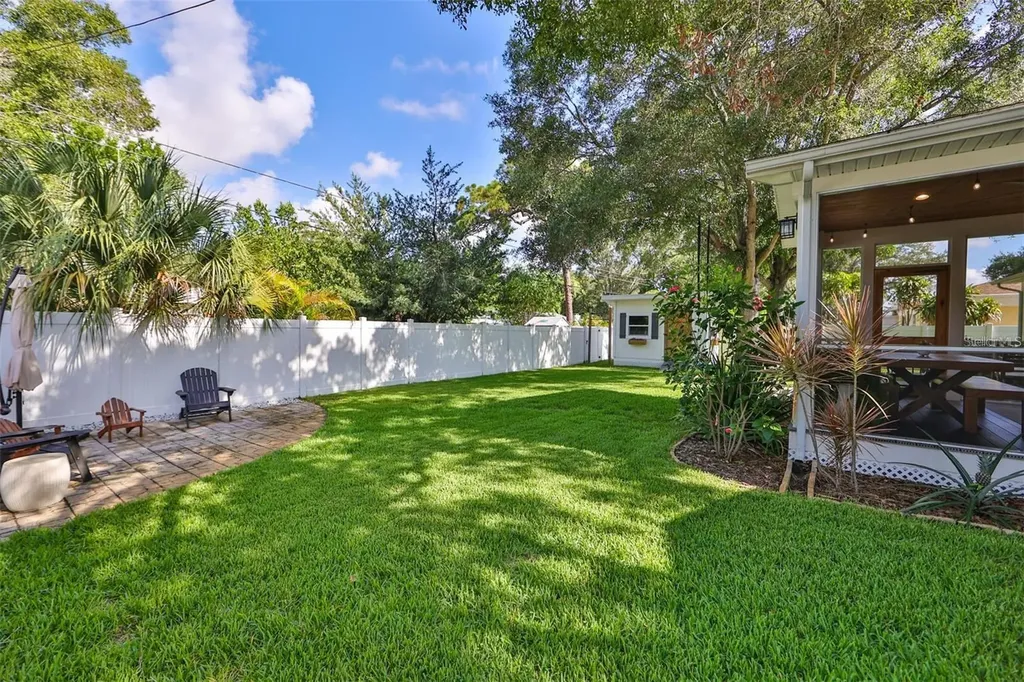 3924 17th Street N St Petersburg FL 33714