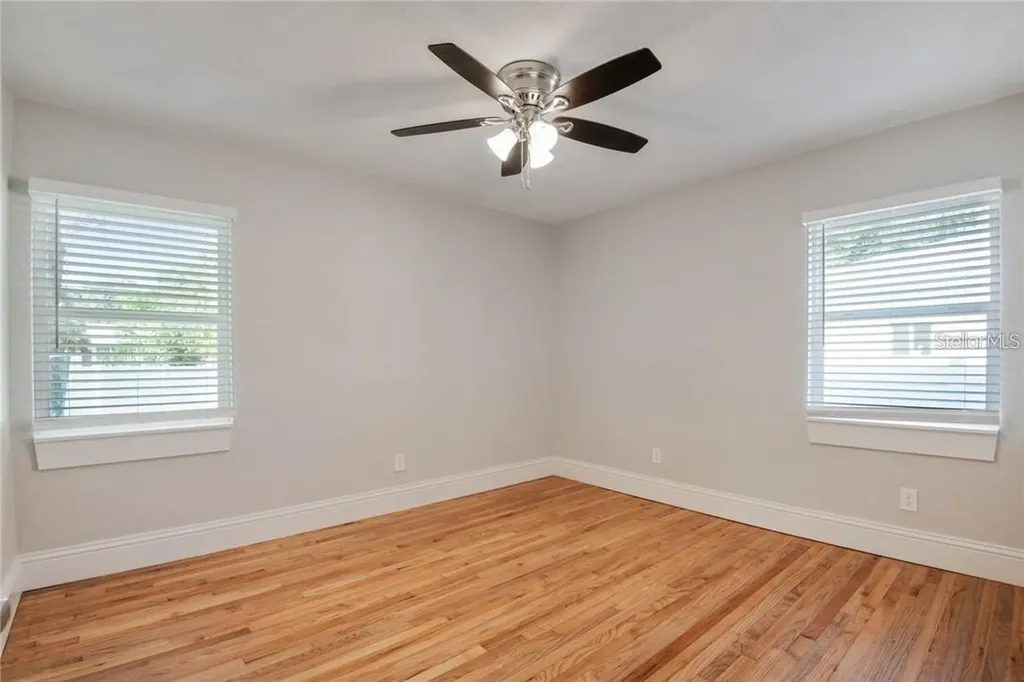 3924 17th Street N St Petersburg FL 33714