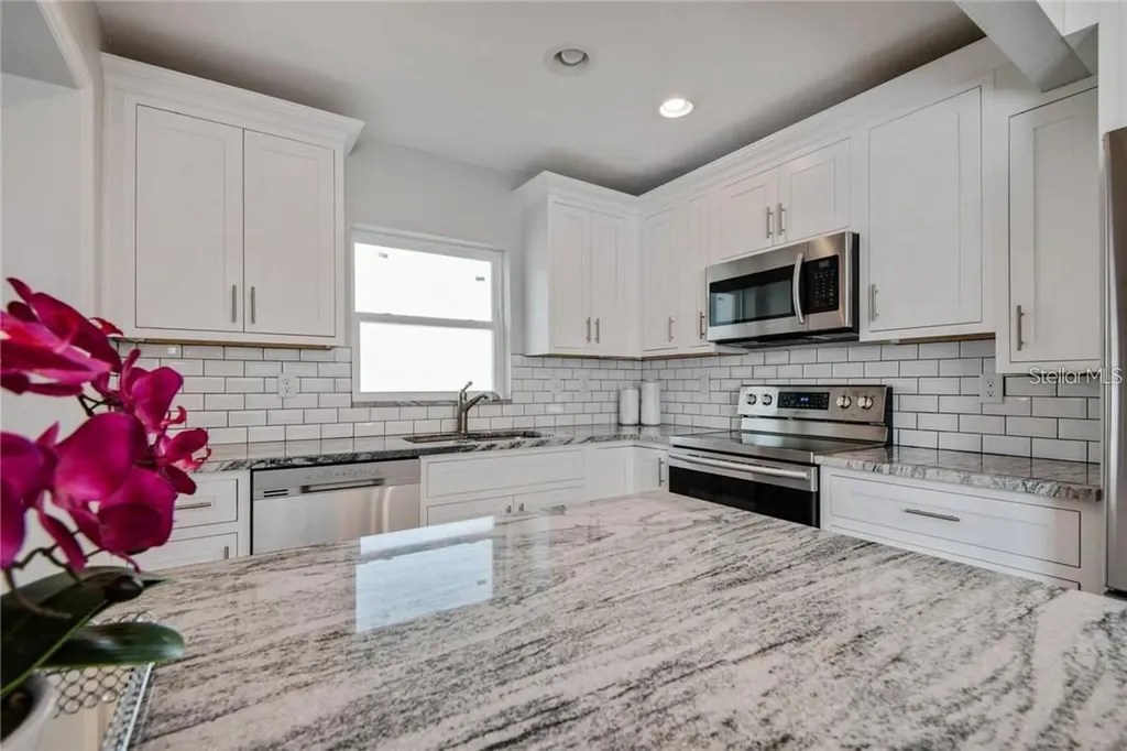 3924 17th Street N St Petersburg FL 33714
