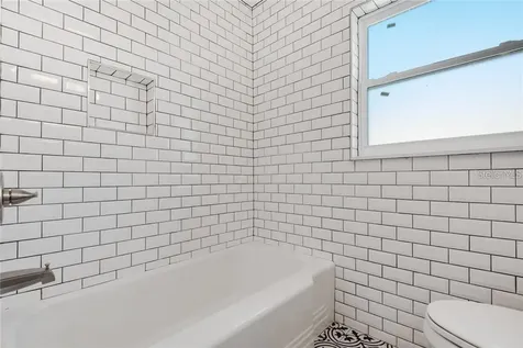 3924 17th Street N St Petersburg FL 33714