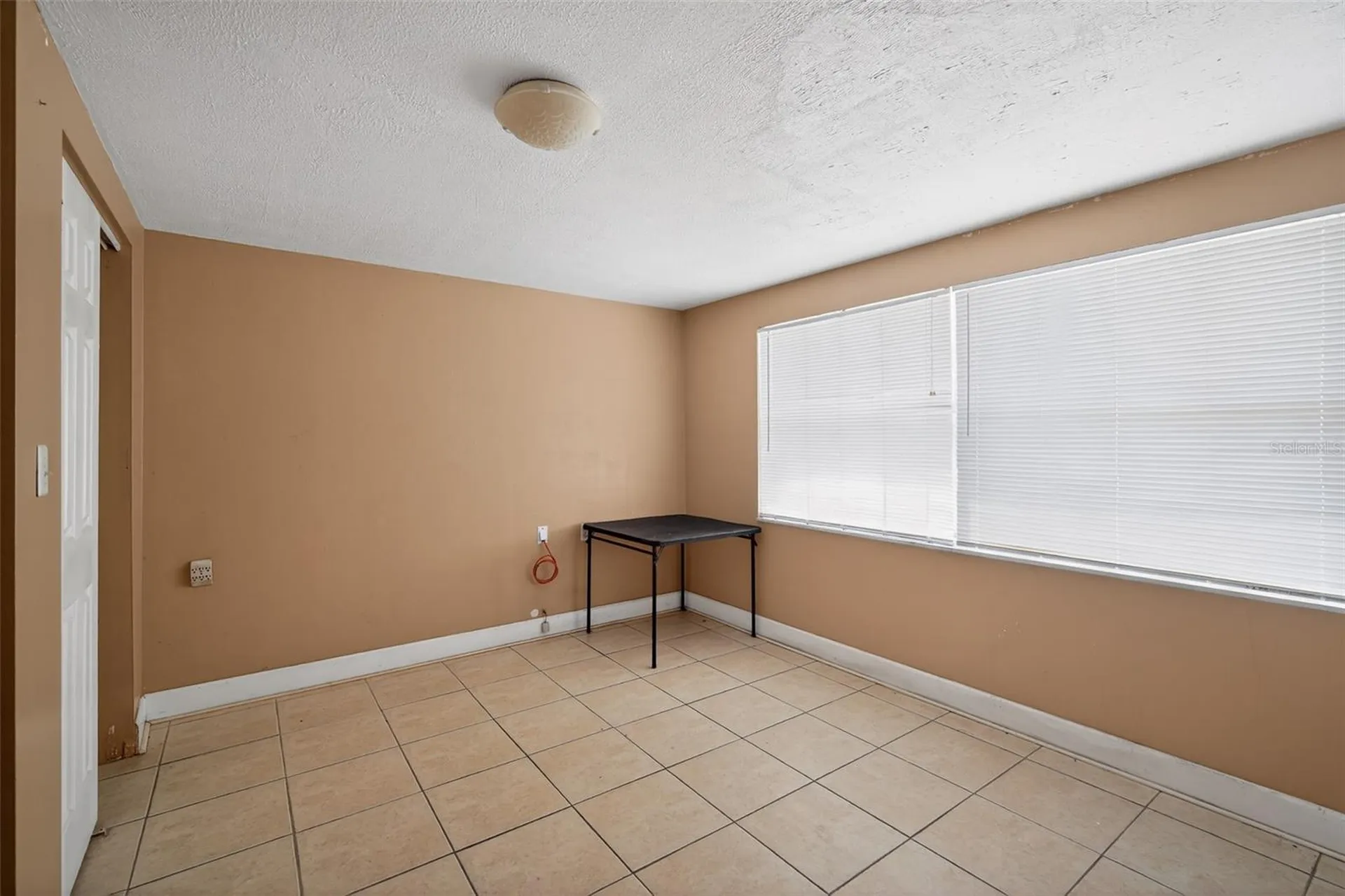 1406 Haven Bend Tampa FL 33613