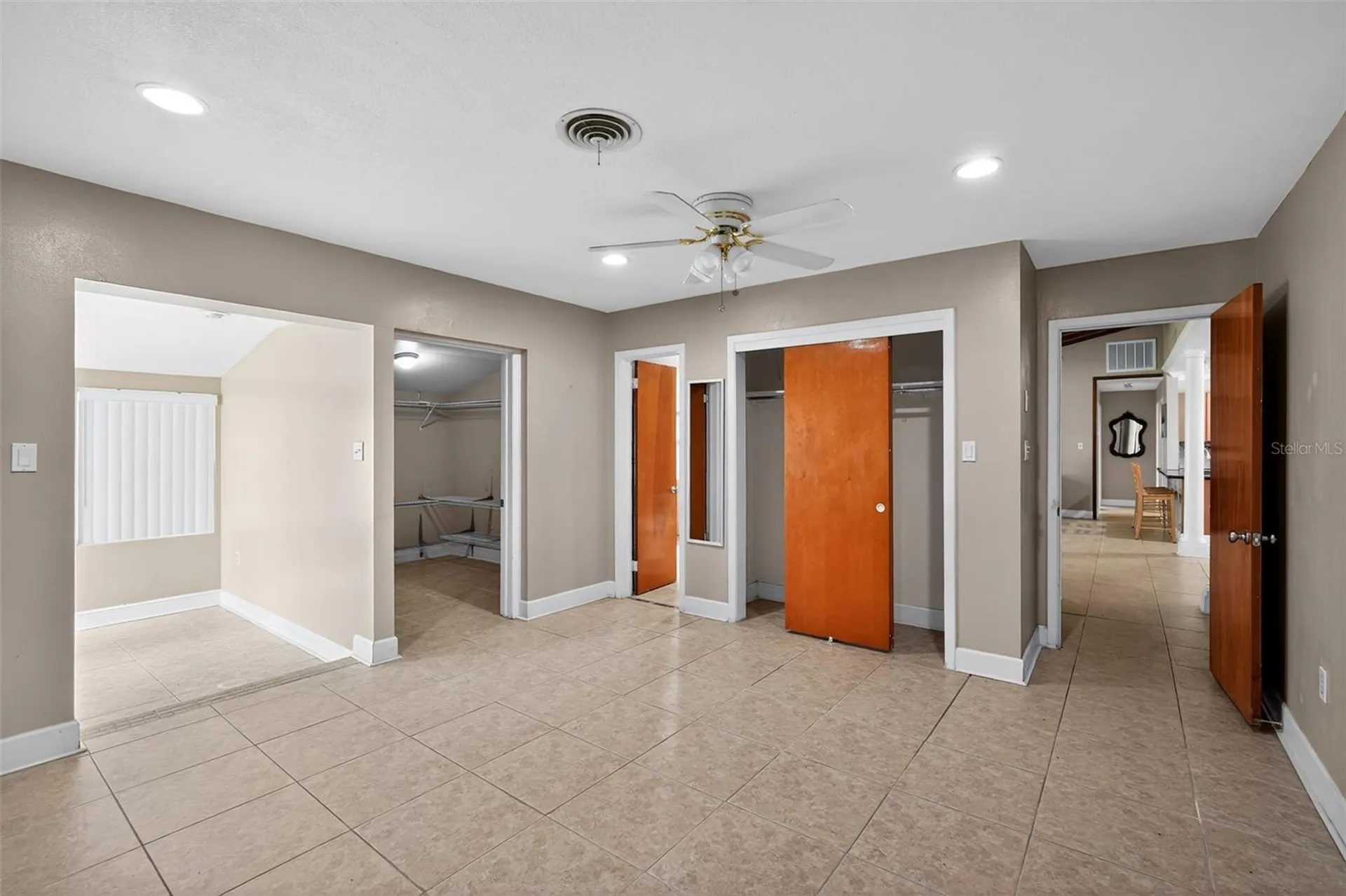 1406 Haven Bend Tampa FL 33613