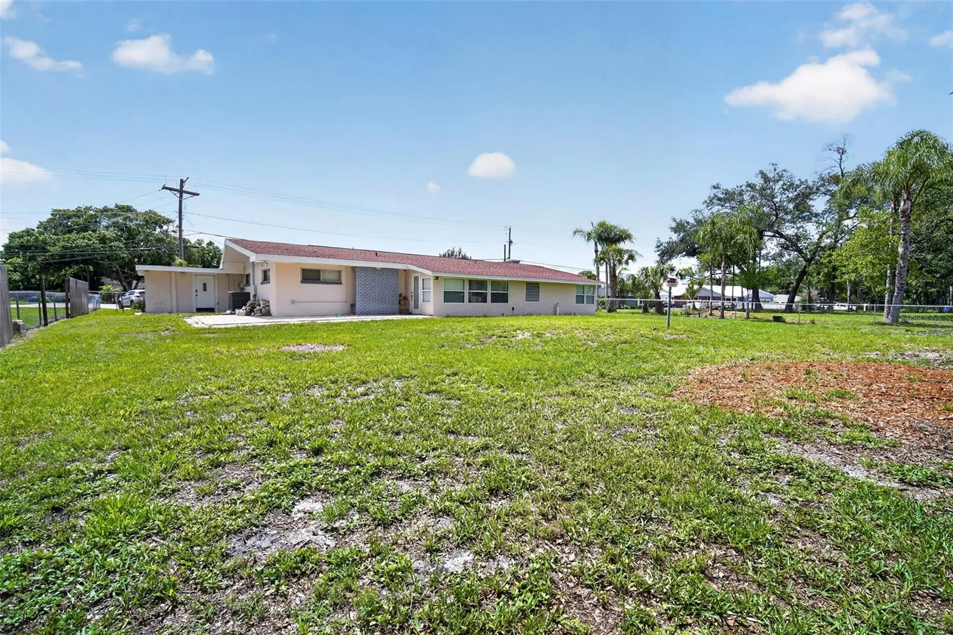 1406 Haven Bend Tampa FL 33613