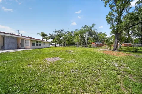 1406 Haven Bend Tampa FL 33613