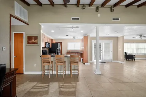 1406 Haven Bend Tampa FL 33613