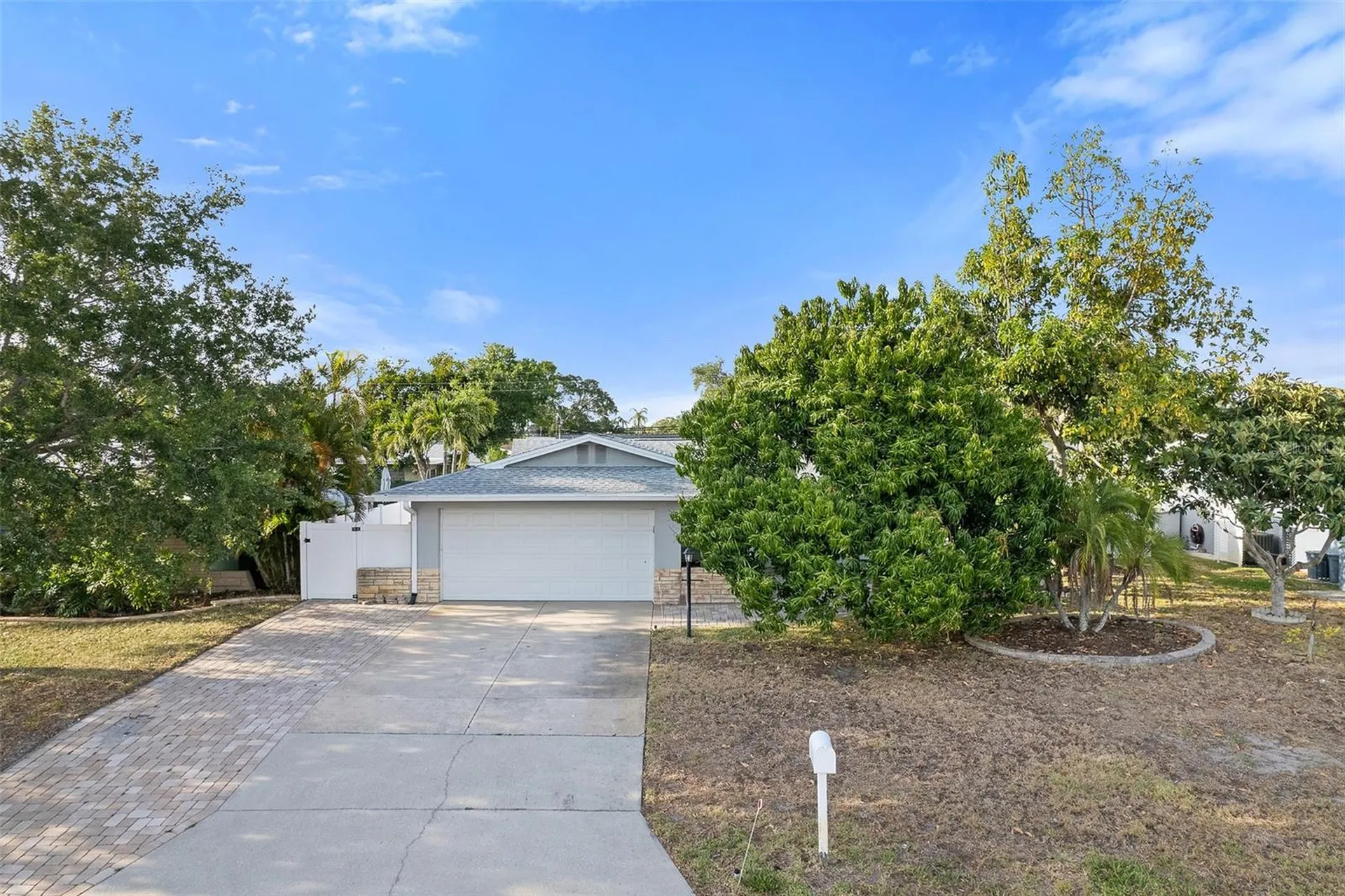 14233 102nd Avenue Largo FL 33774