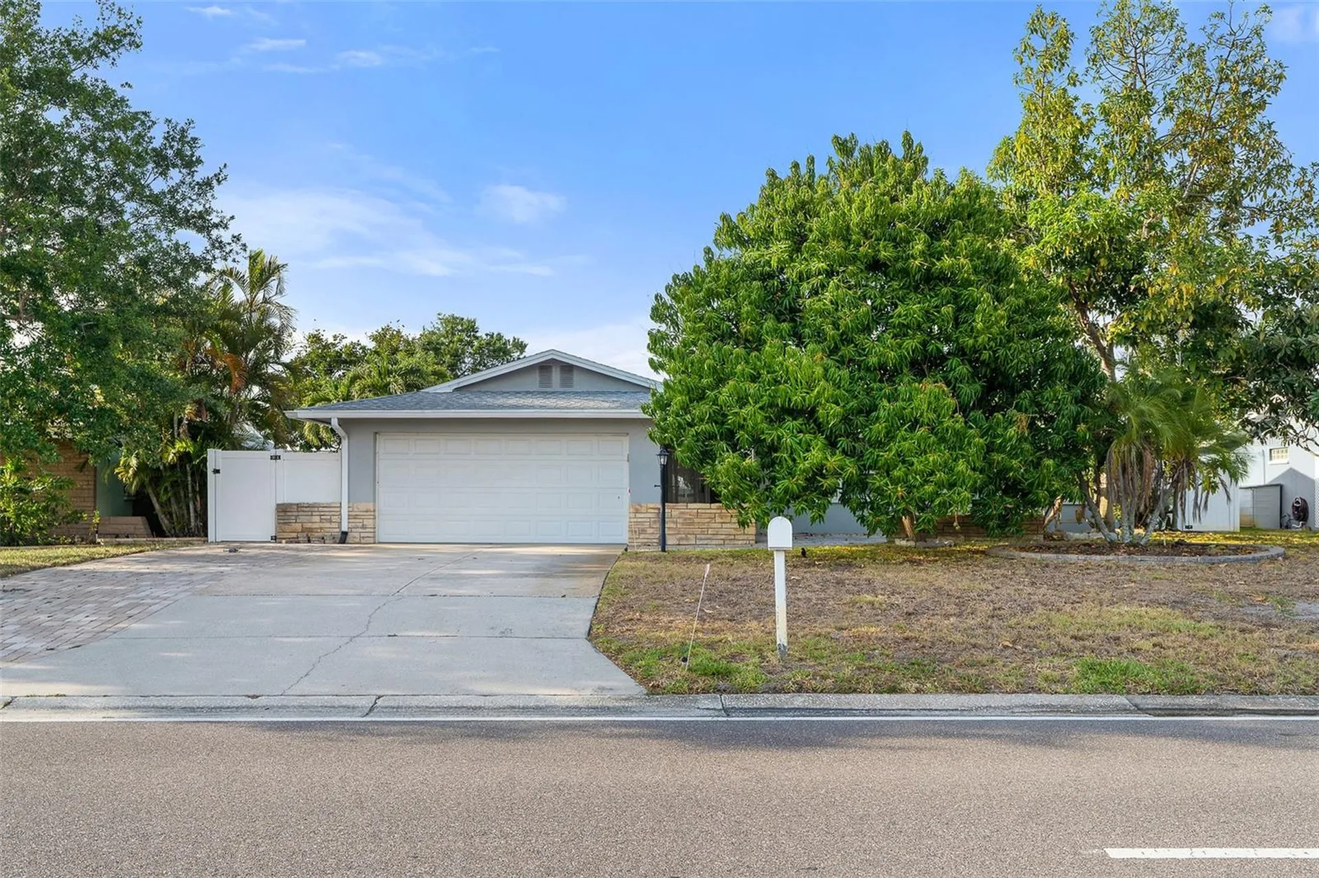 14233 102nd Avenue Largo FL 33774