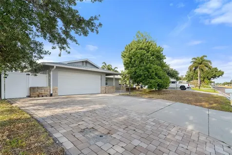 14233 102nd Avenue Largo FL 33774
