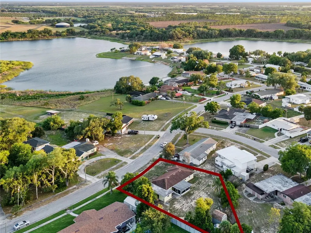 235 Ridge Manor Drive Lake Wales FL 33853