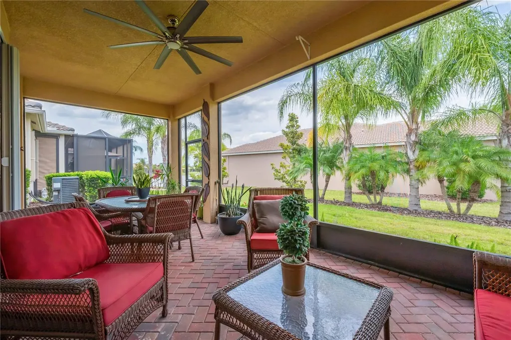 4853 Grand Banks Drive Wimauma FL 33598