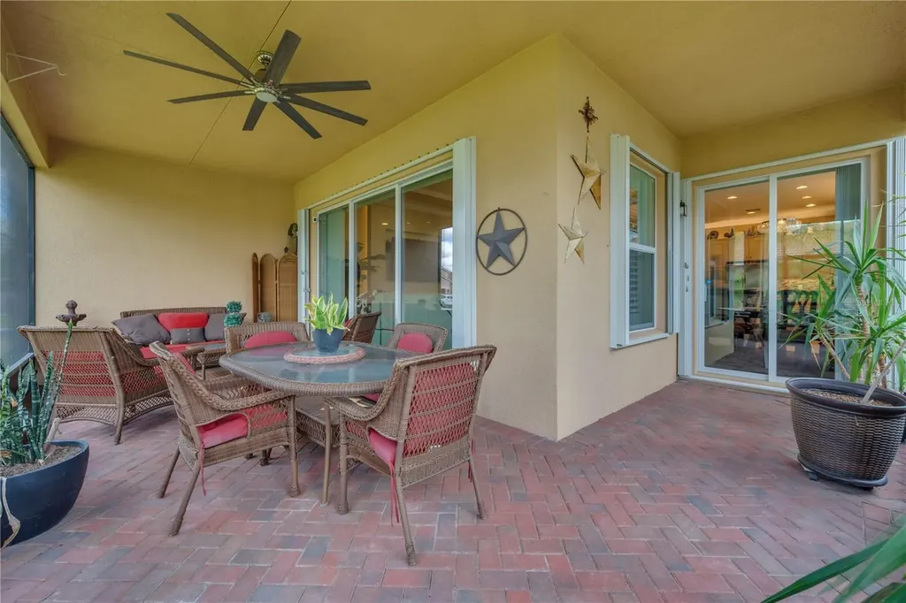 4853 Grand Banks Drive Wimauma FL 33598