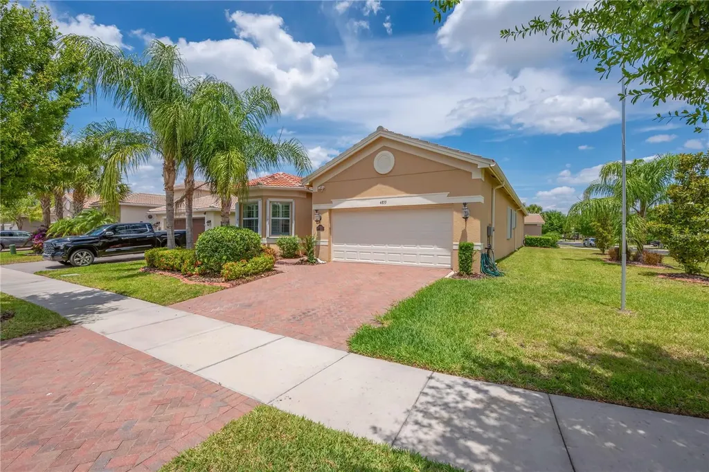 4853 Grand Banks Drive Wimauma FL 33598
