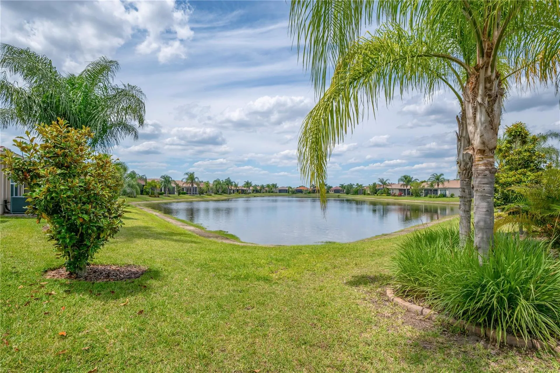 4853 Grand Banks Drive Wimauma FL 33598