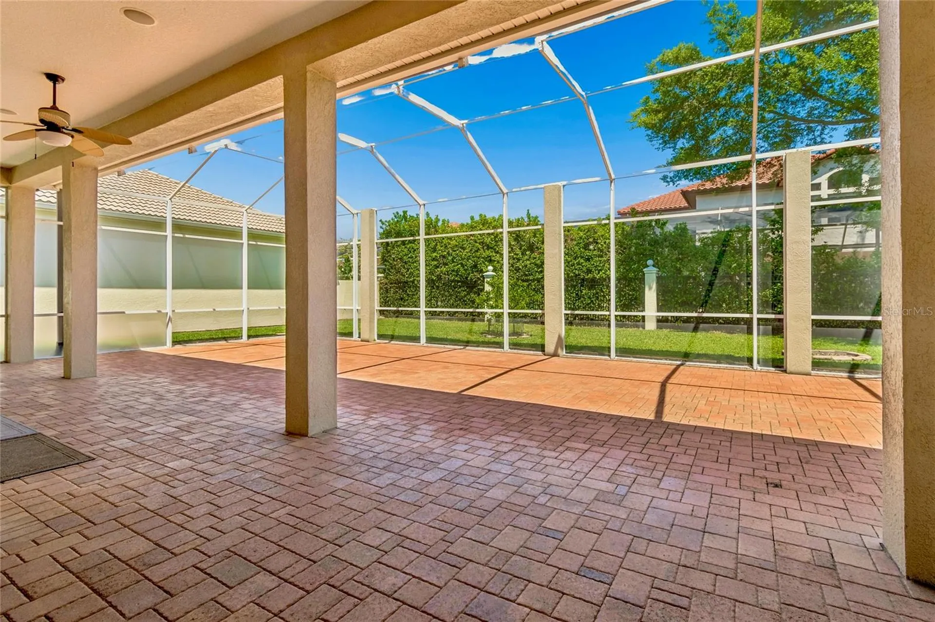601 Viento De Avila Tampa FL 33613