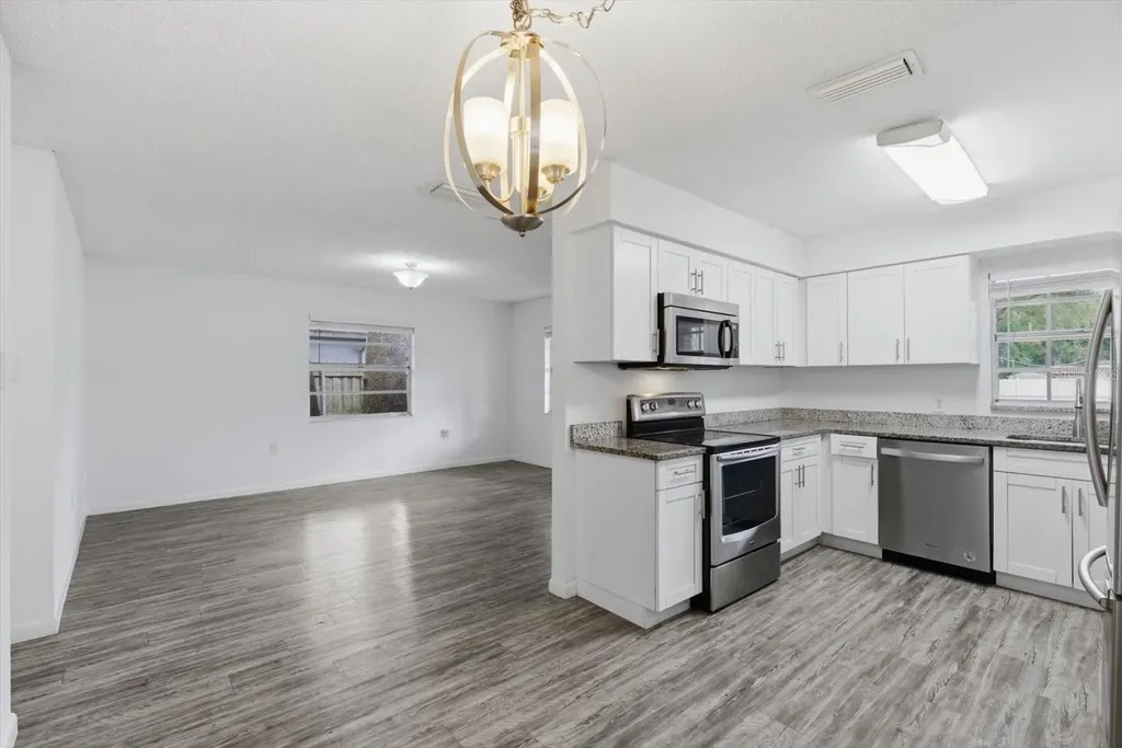 3204 E Lambright Street Tampa FL 33610