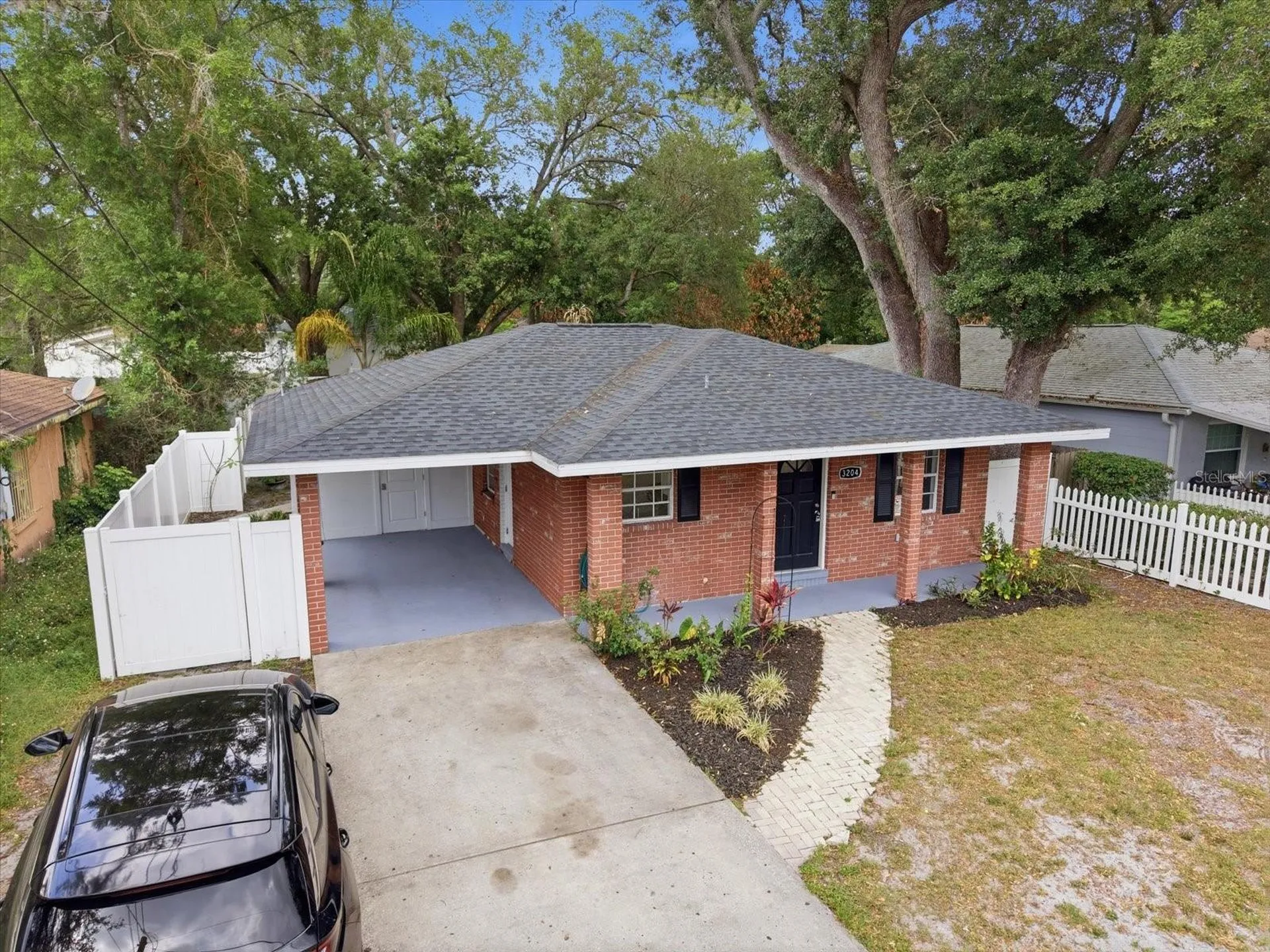 3204 E Lambright Street Tampa FL 33610