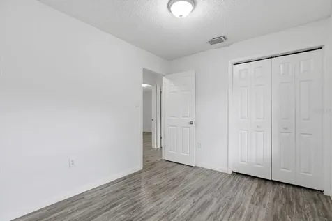3204 E Lambright Street Tampa FL 33610